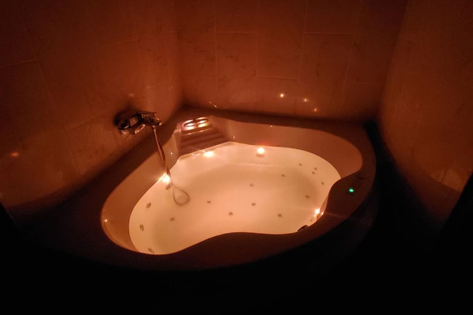 L'IDYLLE - Studio Cocooning avec Jacuzzi Apartment in Bourgogne-Franche-Comté