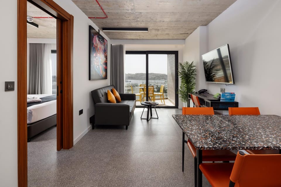 Living room, Dining area, Sea view