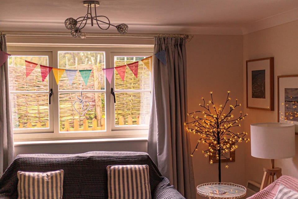 Dreamy Suffolk Country Cottage Escape House in South Norfolk District