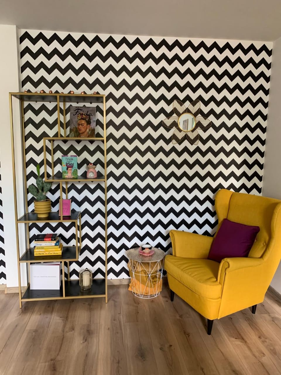 Library, Seating area