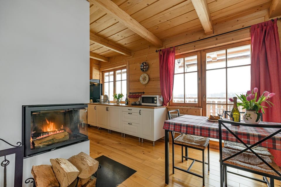 Property building, Kitchen or kitchenette, Communal kitchen