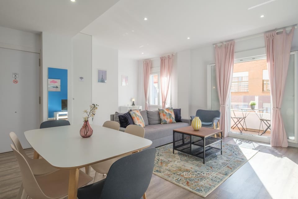 Balcony/Terrace, Living room, Dining area