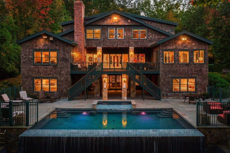 Sunny Day on Taunton Lake House in Connecticut
