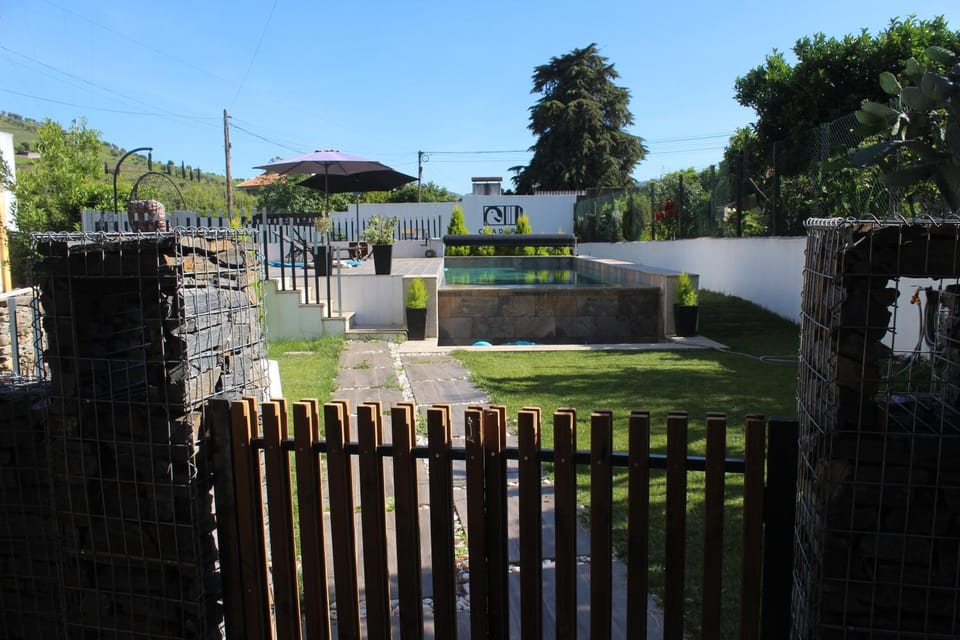 Garden, Swimming pool