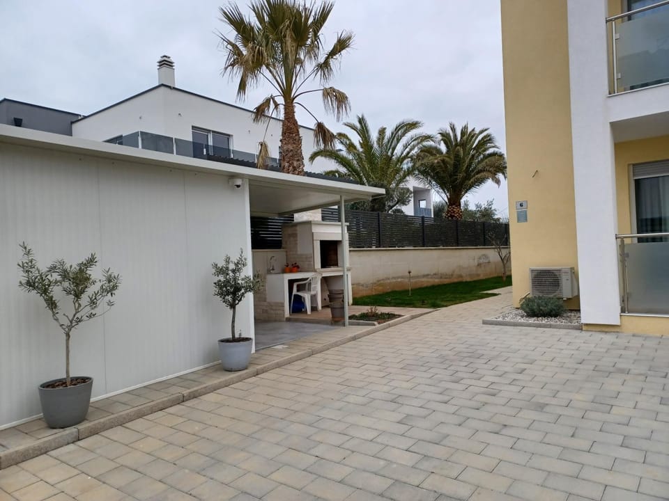 Apartments LEON 1 Apartment in Novigrad