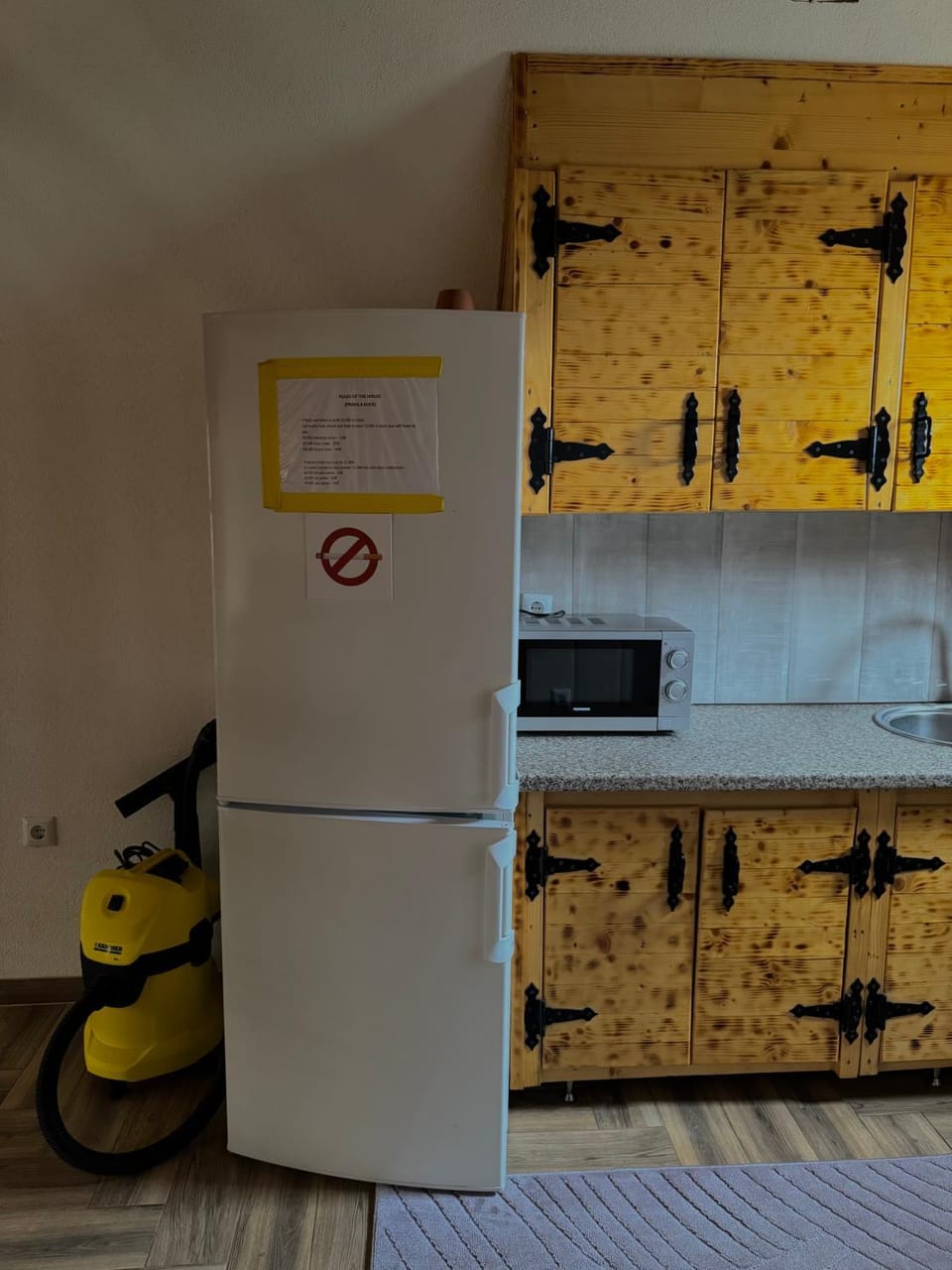 Kitchen or kitchenette