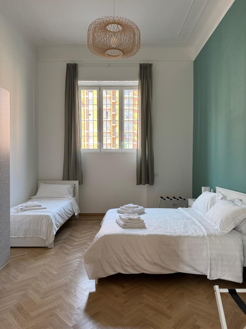 Bed, Photo of the whole room, Bedroom, towels