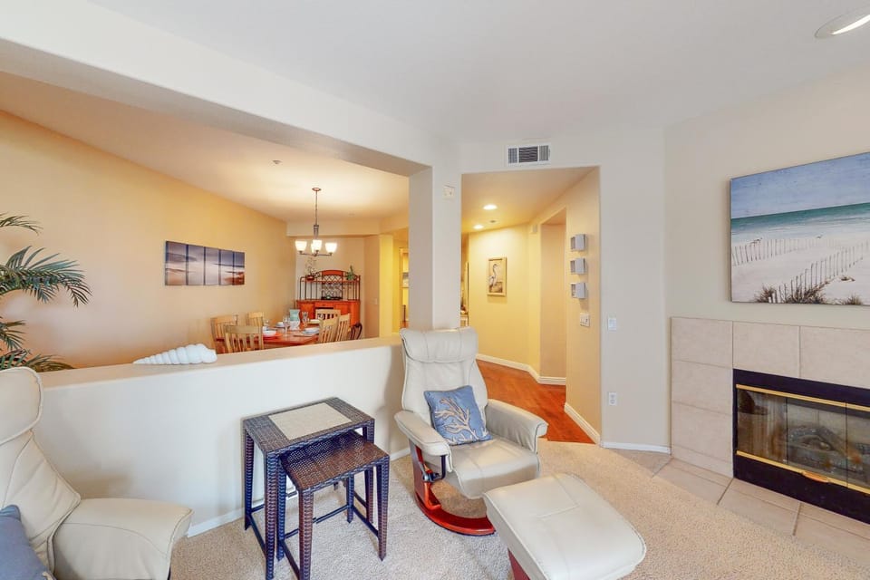 Ocean Pointe Lagoon 107 - 30 Night Minimum House in Carlsbad