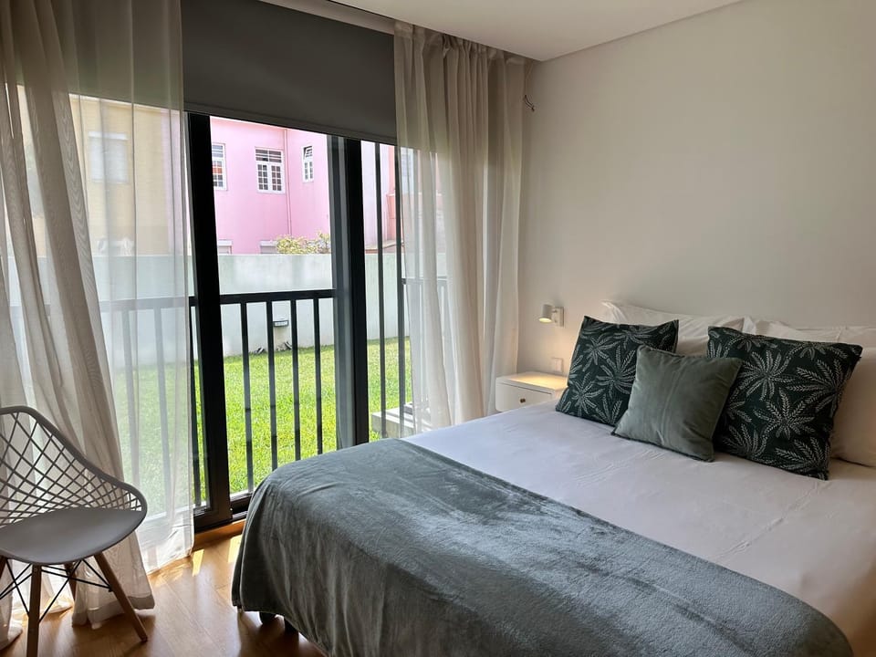 Bed, View (from property/room), Bedroom