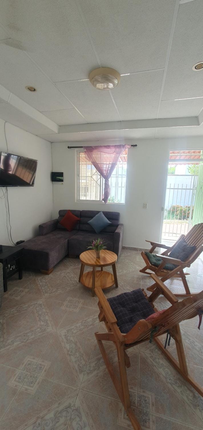 Communal lounge/ TV room