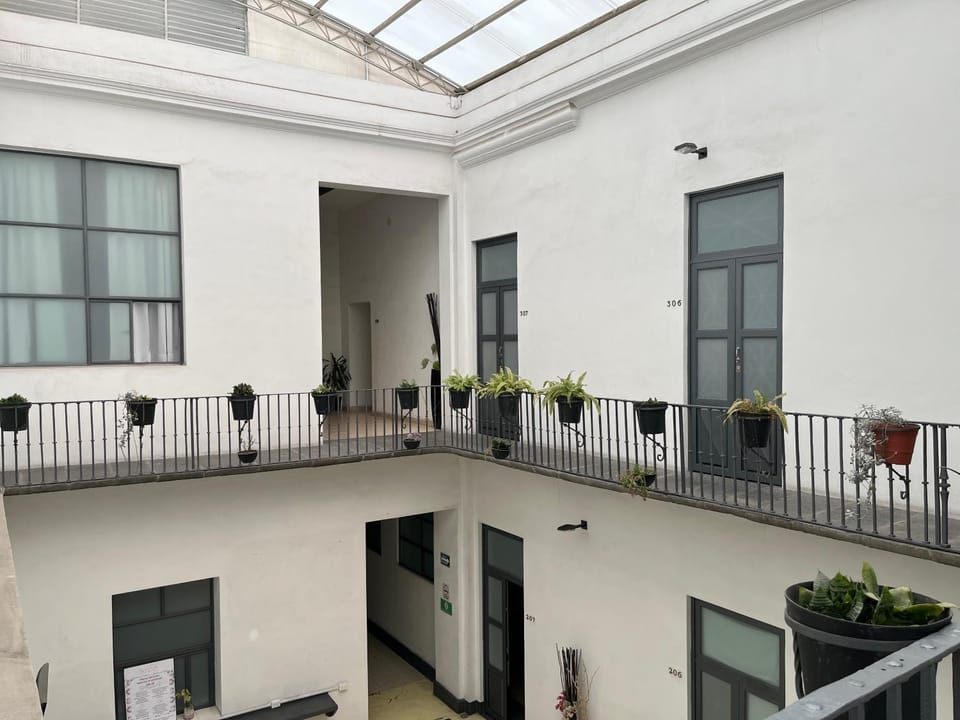Winter, Inner courtyard view