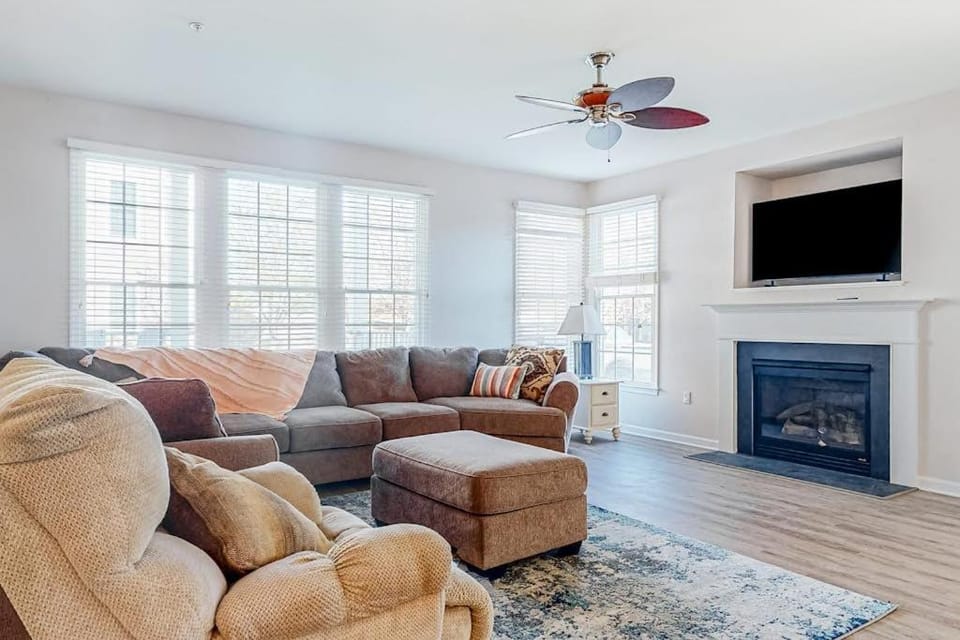 Bear Trap Dunes --- 79C October Glory Ave House in Ocean View