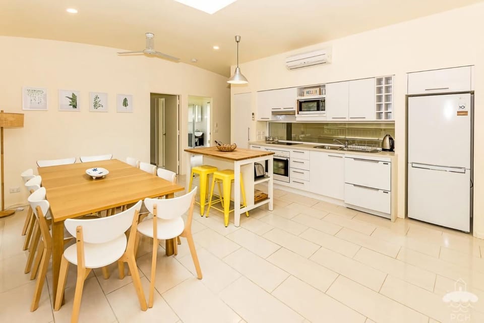 Sandy Star Stay 3 Pay 2 Winter Special House in Sandy Point