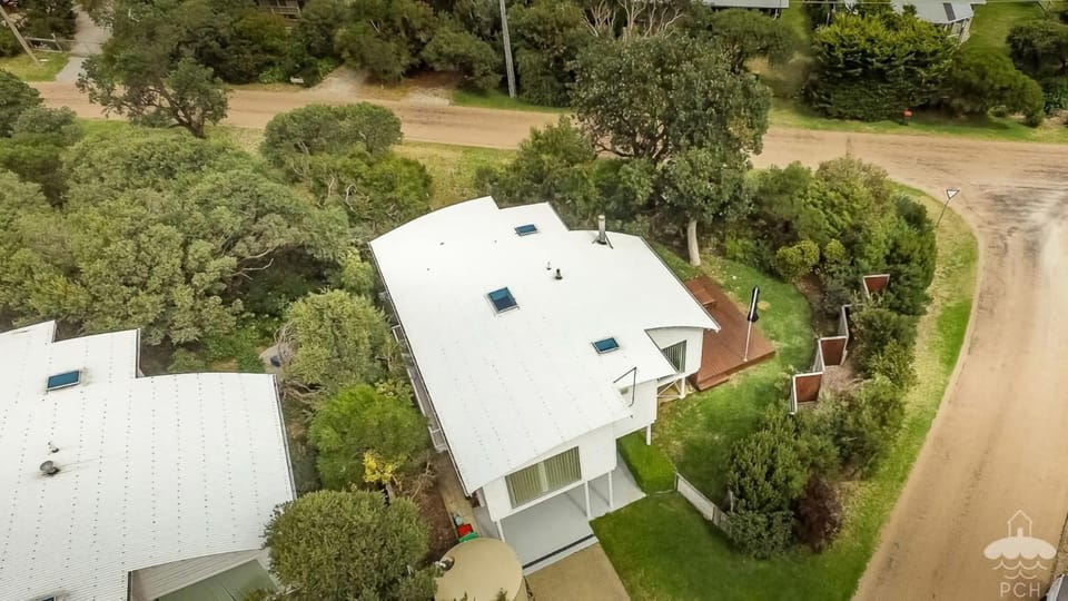 Sandy Star Stay 3 Pay 2 Winter Special House in Sandy Point