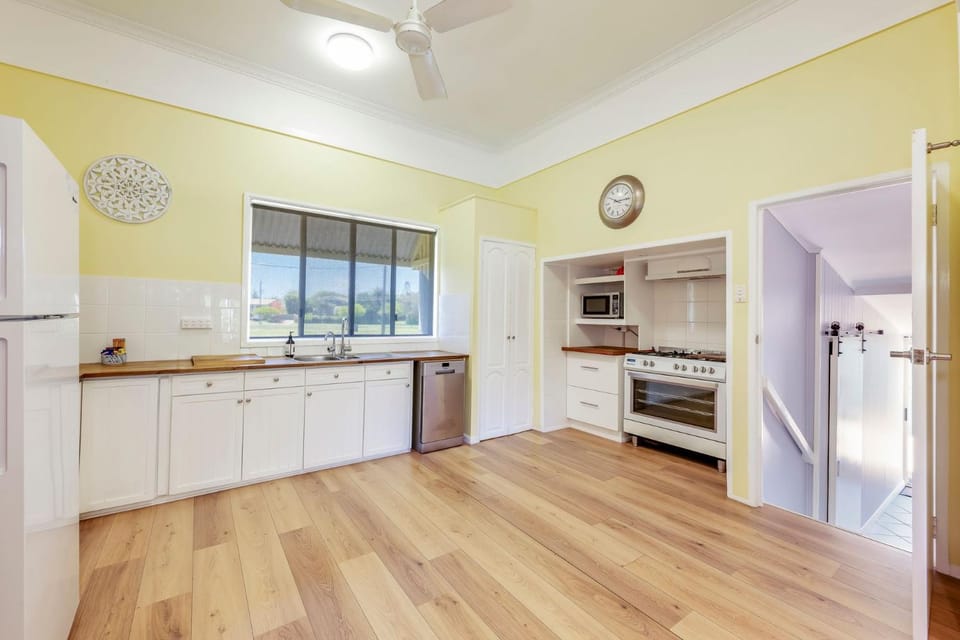 55 Holland Strret Bargara House in Bargara