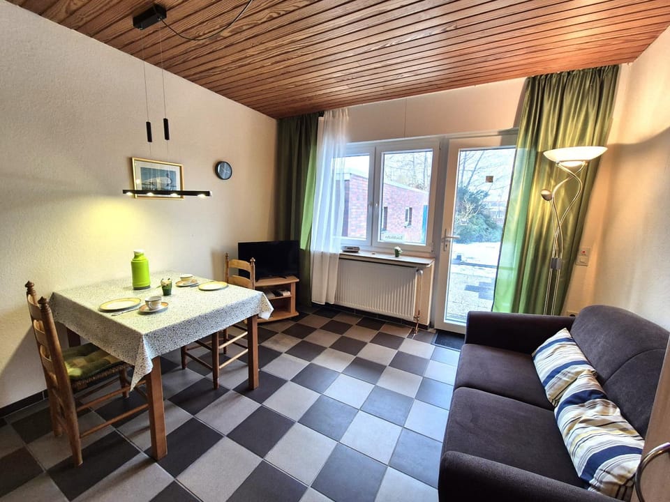Fewo 1 Teichhuhn Apartment in Norden