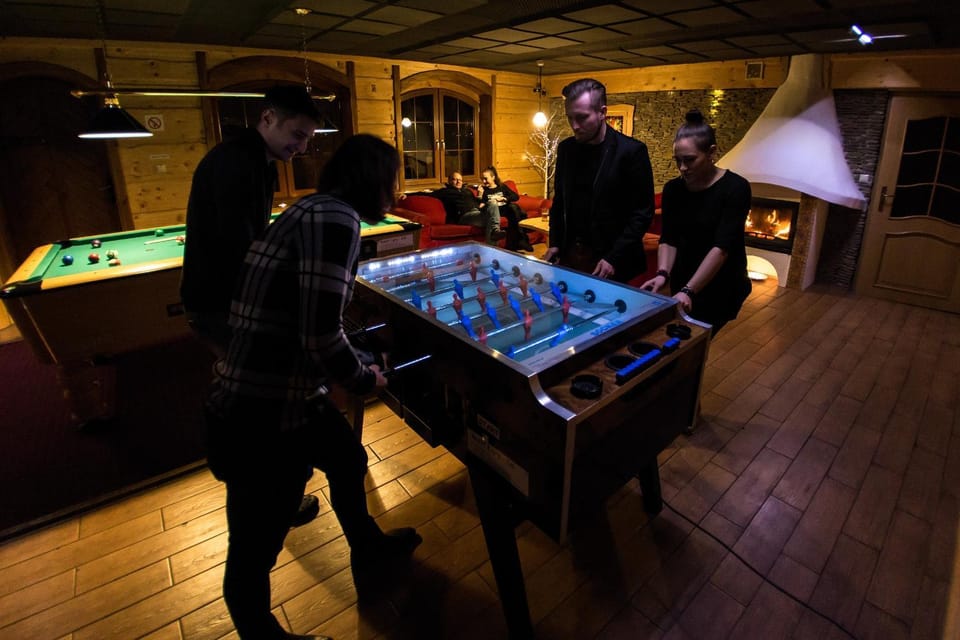 Billiard, Darts, Game Room, Evening entertainment