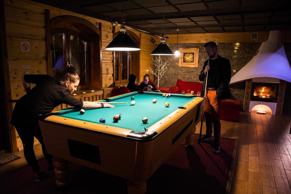 Billiard, Darts, Game Room, Evening entertainment