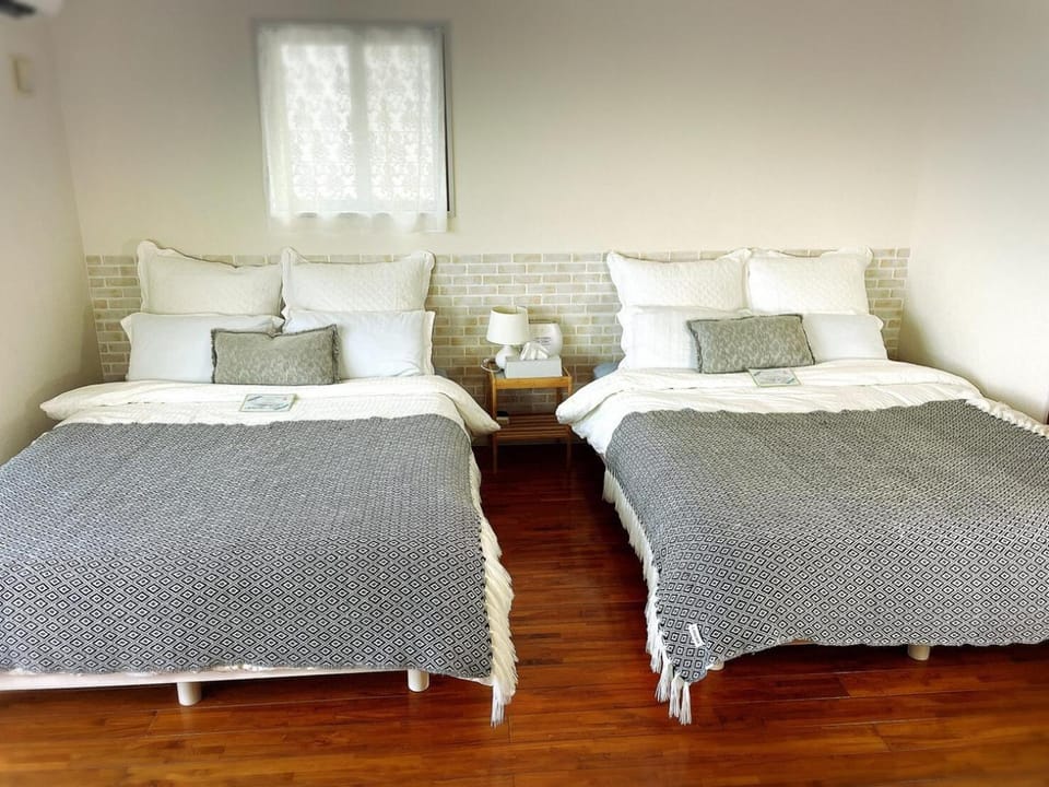 Yomitan Ocean View Apartment 201 Apartment in Okinawa Prefecture
