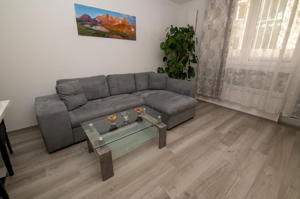 Imperial Deluxe Apartment in Merano