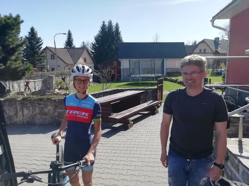 Cycling, Guests