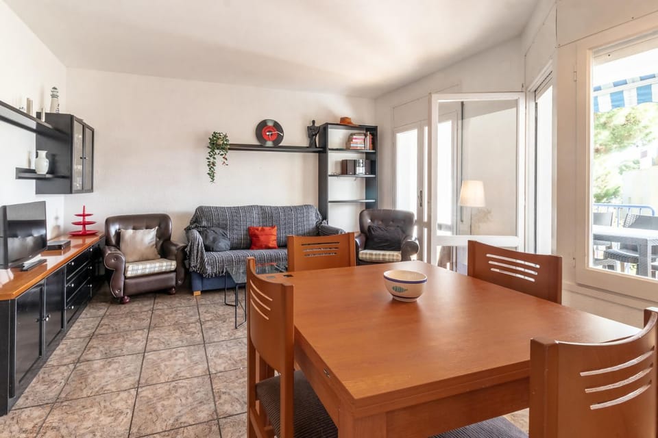 Carboneres 54 - Apartamento acogedor cerca del mar Apartment in Alt Empordà