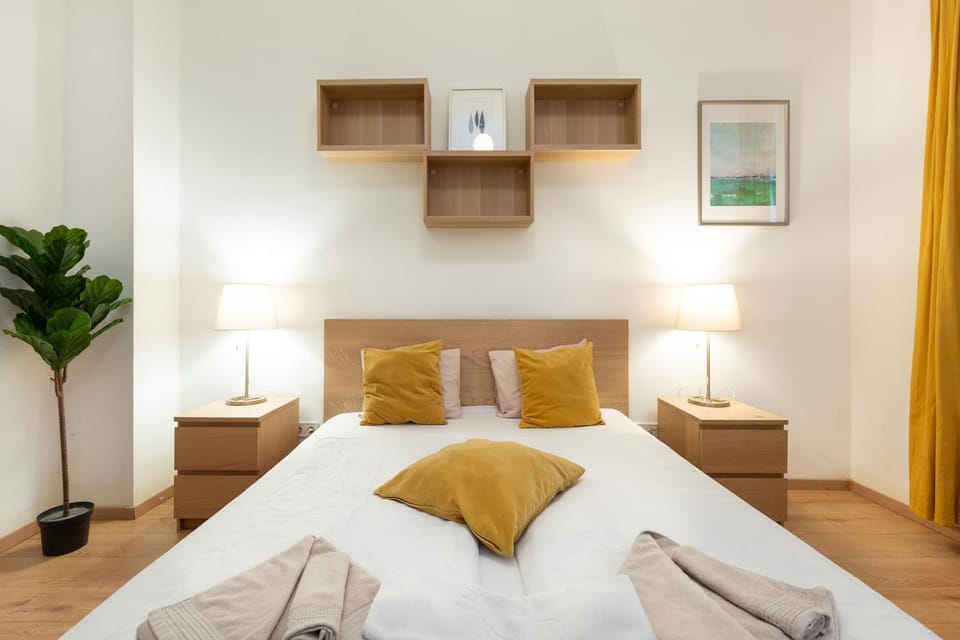 Bed, Bedroom