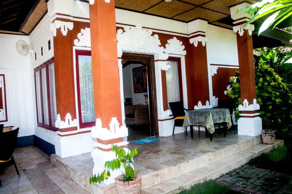 Villa Mola Mola Villa in Karangasem Regency