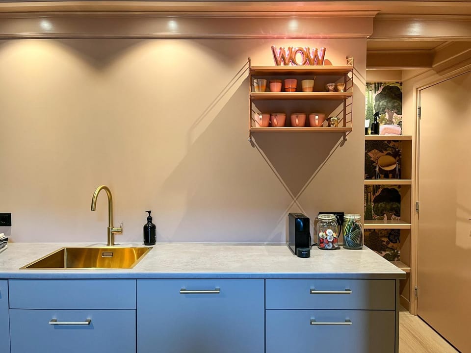 Coffee/tea facilities, Kitchen or kitchenette
