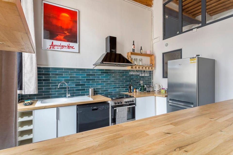 Kitchen or kitchenette