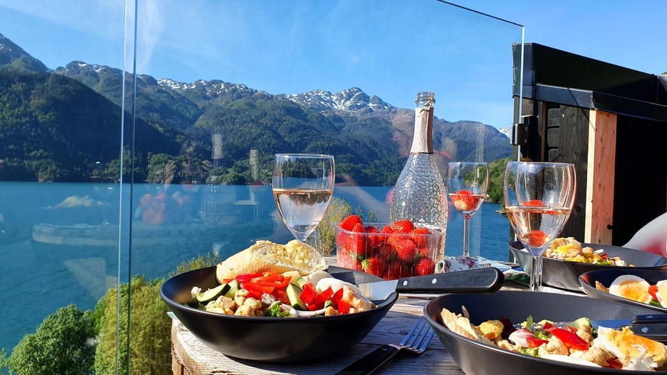 View (from property/room), Food and drinks