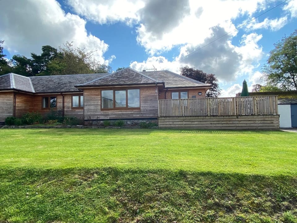Pheasant at Rossie Ochil Estate Cottages with Hot Tub, Perthshire House in Scotland