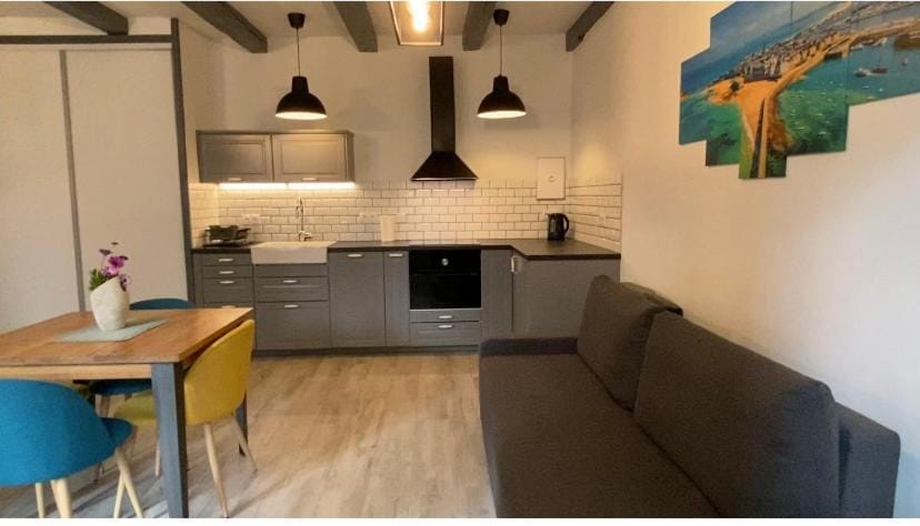 residence fleurie rdc Apartment in St-Malo