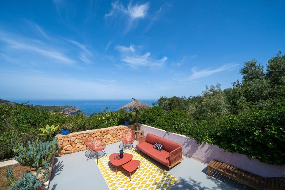 CA'N QUINN House in Serra de Tramuntana