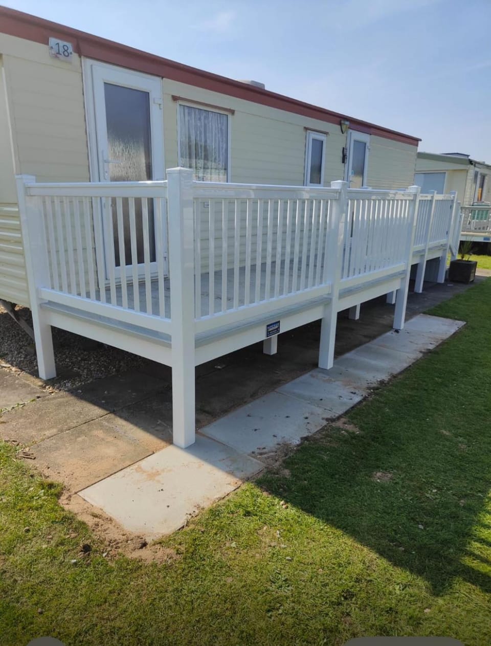 6 BERTH CARAVAN S18 GOLDEN PALM Campground/ 
RV Resort in Chapel Saint Leonards