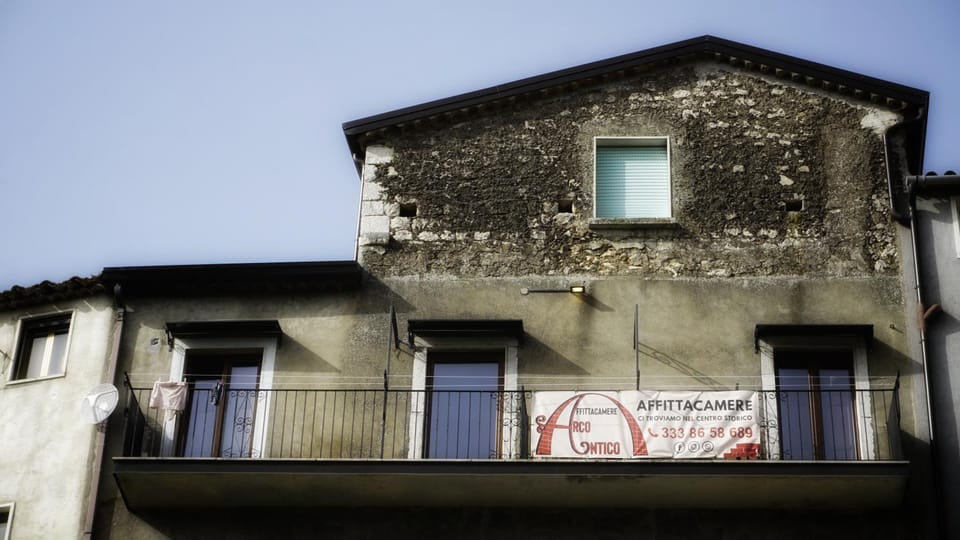Property building, Balcony/Terrace