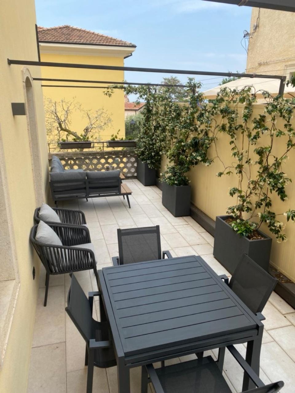 Junior Suite agli Archi Apartment in Torri del Benaco