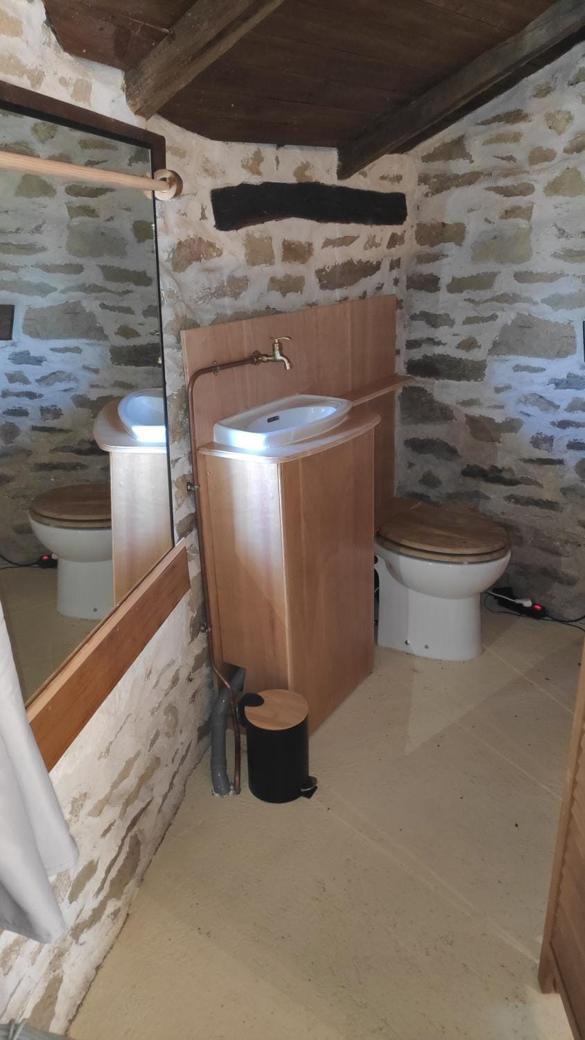 Toilet, Bedroom