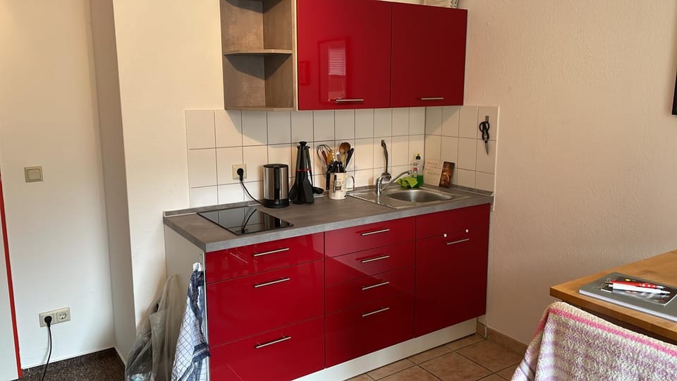 Coffee/tea facilities, Kitchen or kitchenette