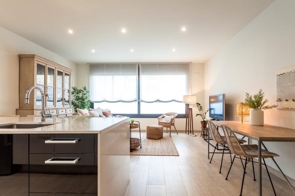 Kitchen or kitchenette, Living room, Dining area
