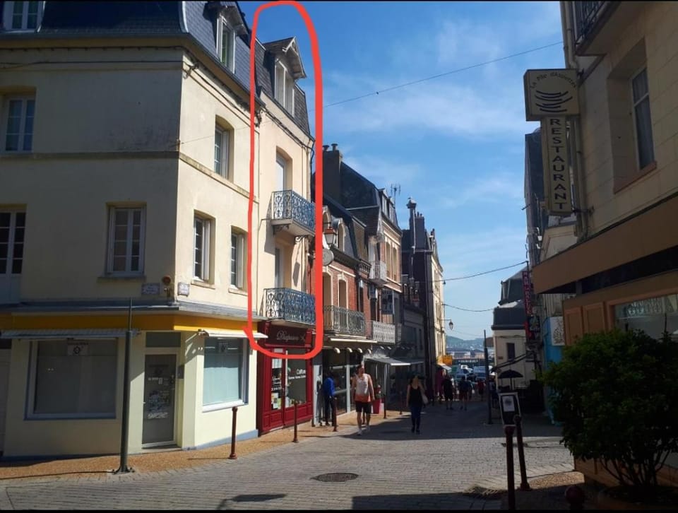 Neighbourhood, View (from property/room), Street view