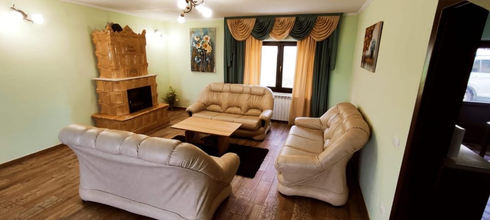 Casa Izvoarelor a piece of heaven Villa in Brașov County