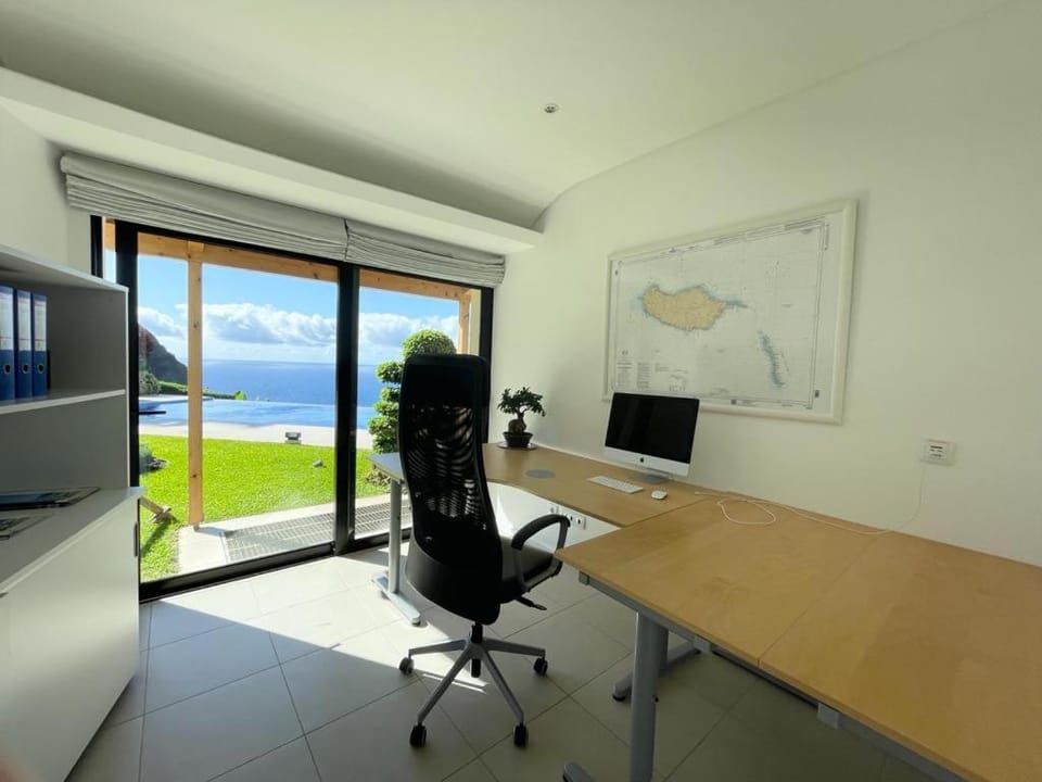 Meeting/conference room