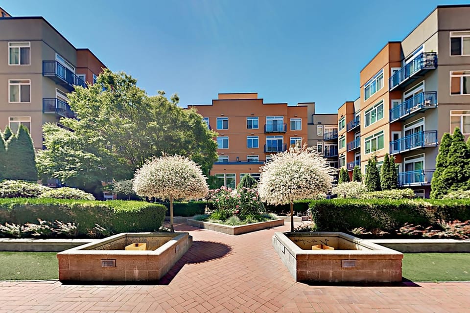 Belltown Condo Unit 733 Apartment in Belltown