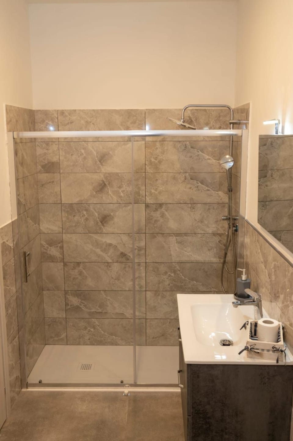 Shower, Bathroom