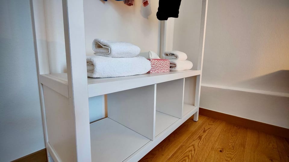 towels, towels