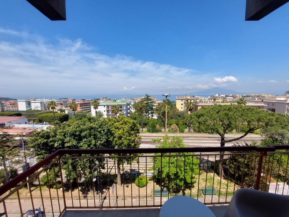 Balcony/Terrace, City view, Sea view, Street view