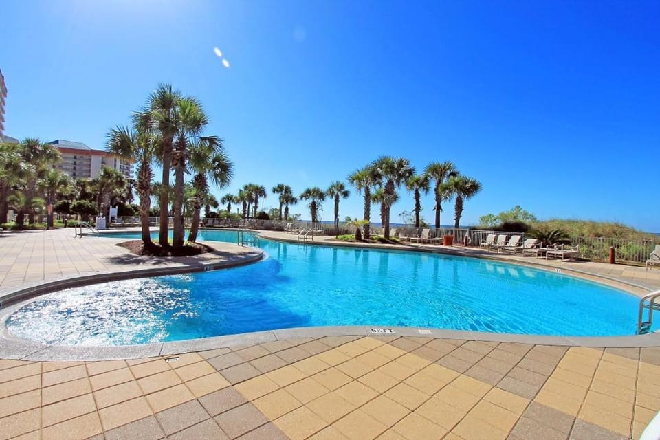 Sterling Beach #602 House in Lower Grand Lagoon