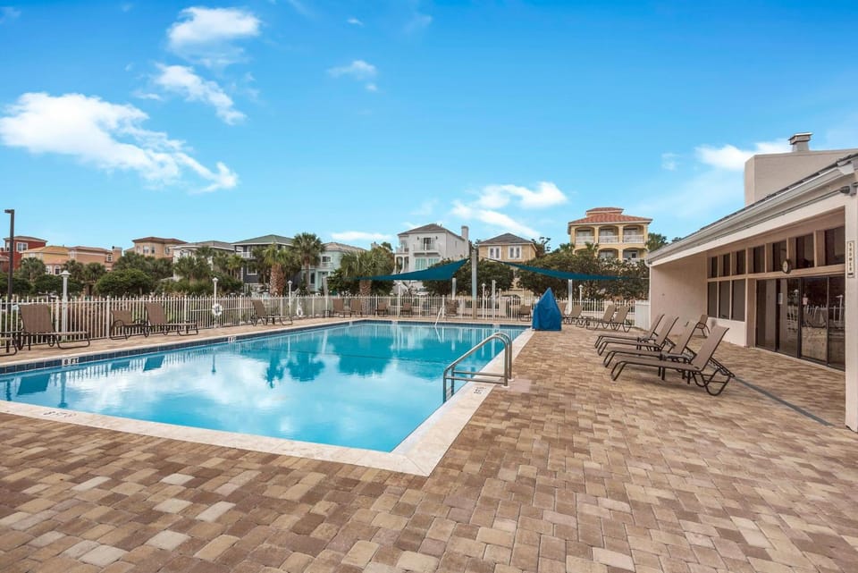 Enclave 201B- Two Pina Coladas House in Destin