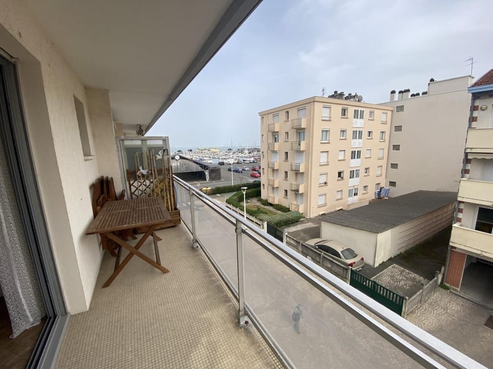 Appartement cosy à l'Aiguillon avec balcon - FR-1-474-189 Apartment in Arcachon